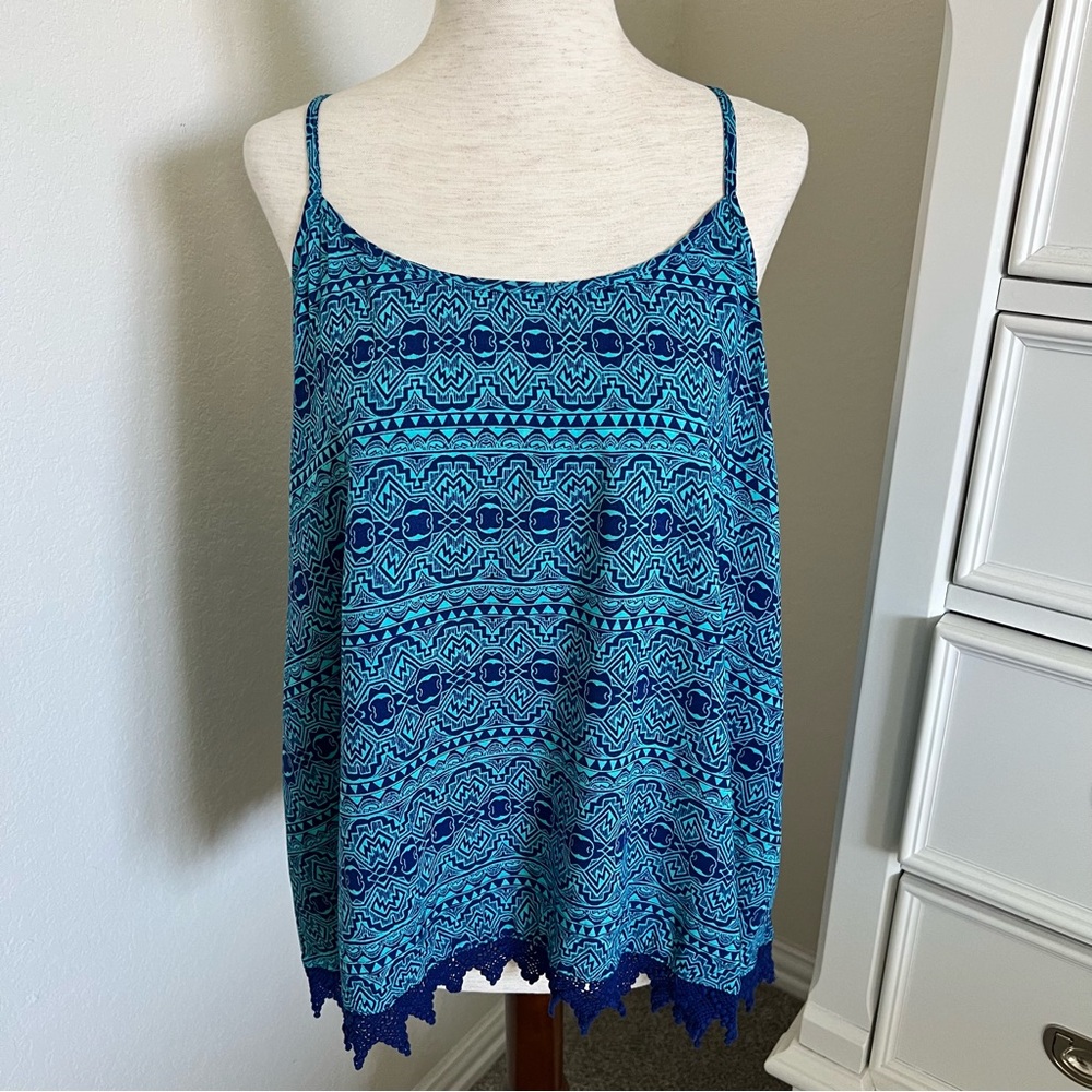 Patterned Lace Trim Tank
